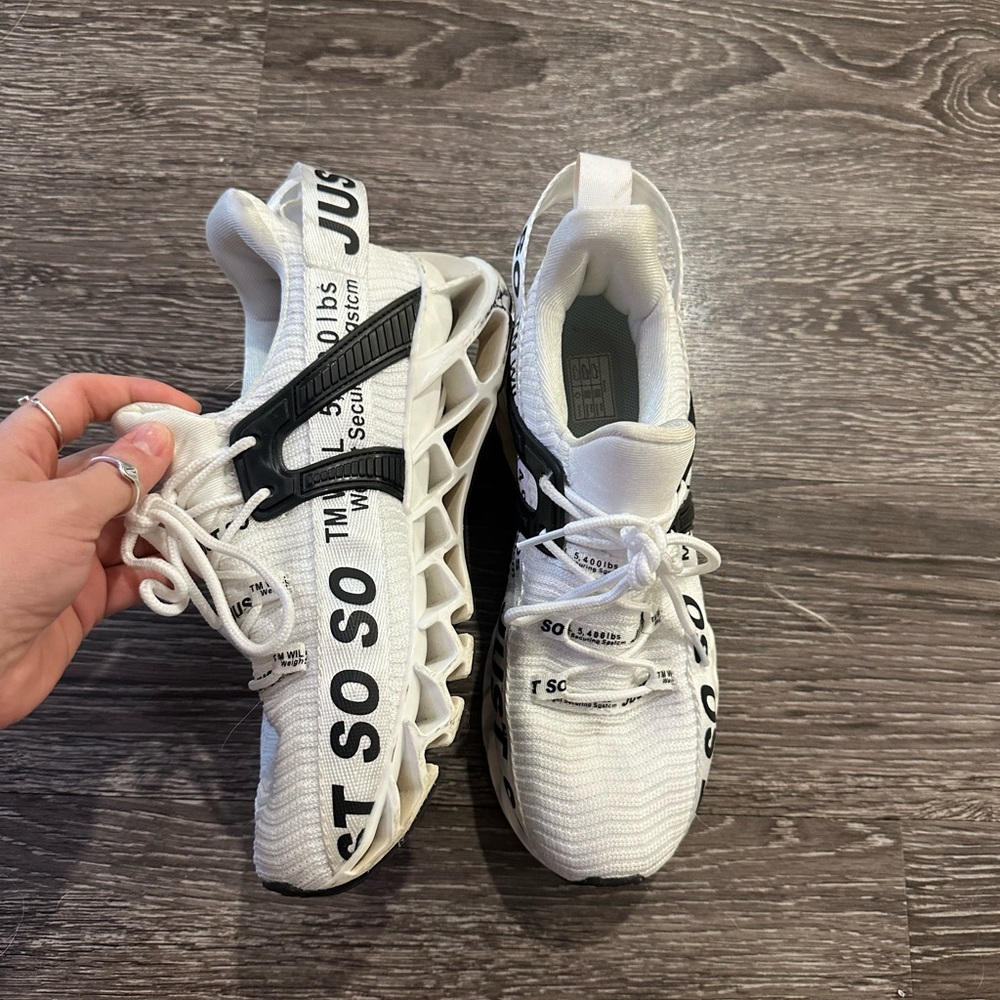 Tennis Shoes